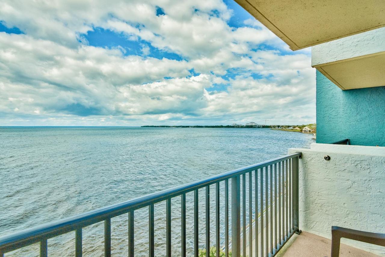 Sandestin Resorts, Bayside, 3rd Floor, Bay Front * Destin